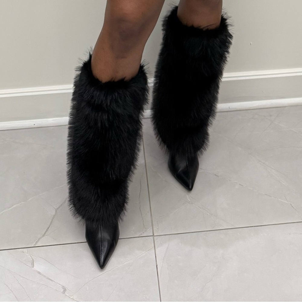 Black Faux Fur Knee-High Pointed-Toe Boots - Women